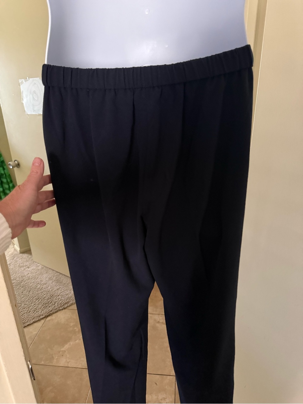 Briggs New York Men's Black Elastic-Waist Jogger Pants